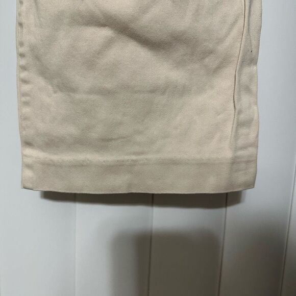 Talbots cream stretch Capri with beaded embroidery - Picture 7 of 8